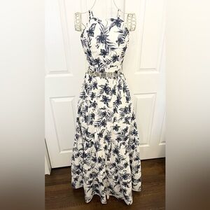 Magnolia Boutique Two piece Floral Top and skirt